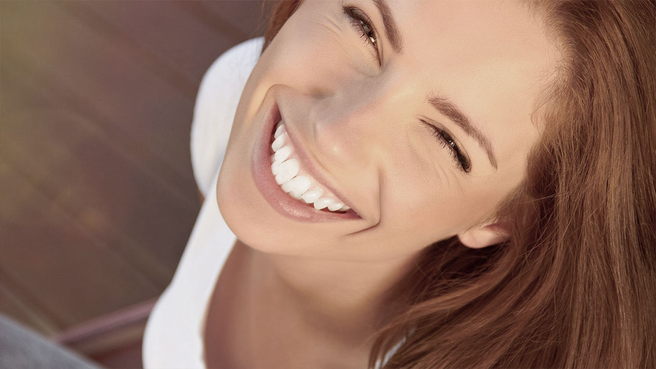הדבקה יכולה לשפר באופן דרמטי את מראה השיניים שלך, מה שיכול להגביר את ההערכה העצמית שלך ולגרום לך להרגיש יותר אטרקטיבי.